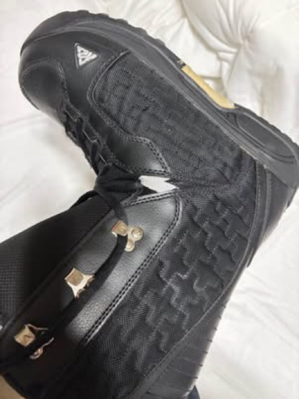 K2 Snowboarding Boots